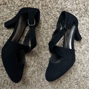 Elegant Comfortable Black Women's Shoes